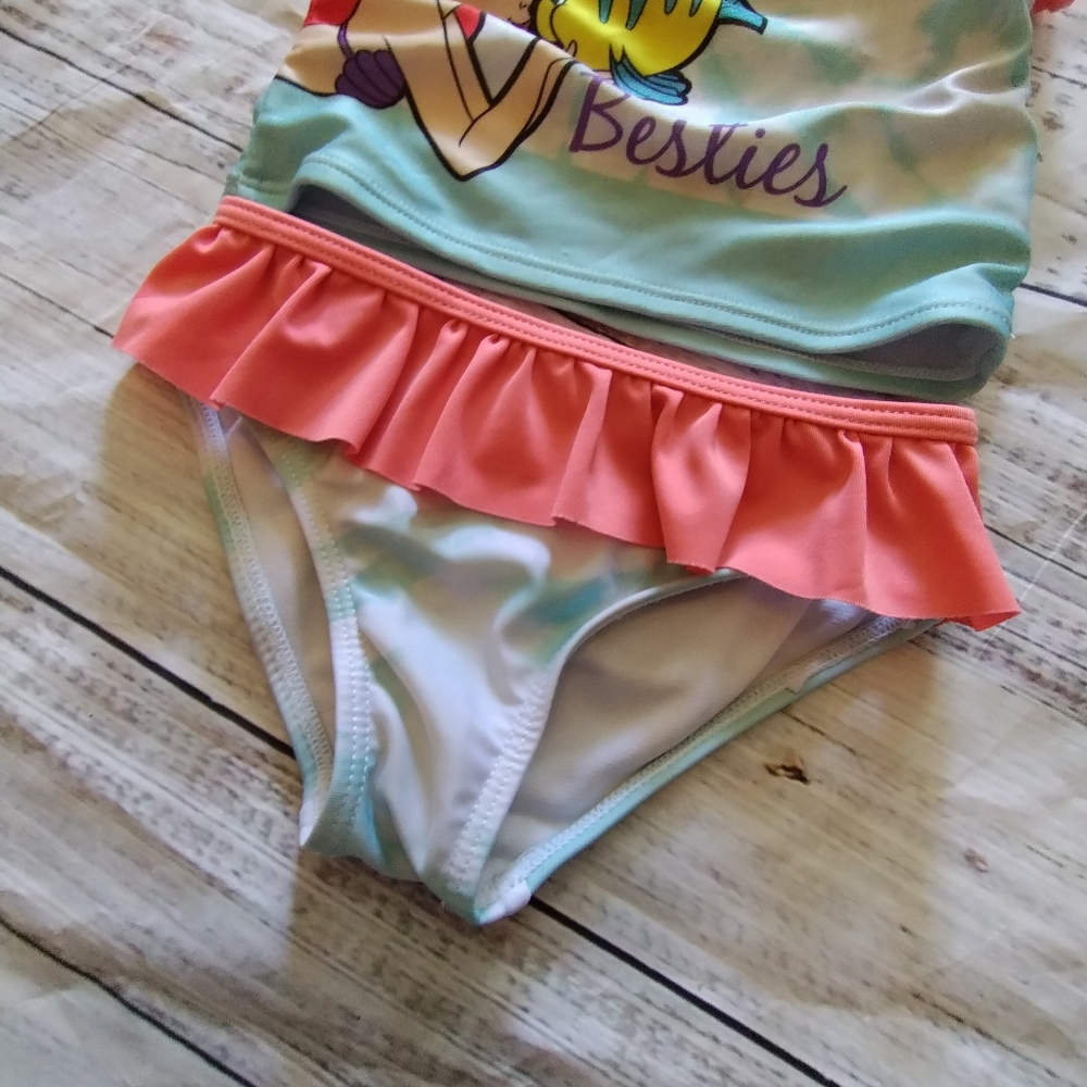 Swimsuit - Picture 3 of 5